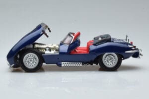Jaguar XKSS Blau AUTOart 1:18 73510 Metall – Bild 4 von 9