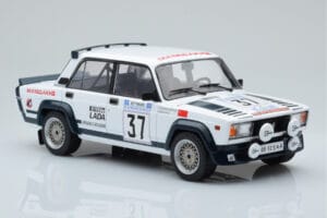 Lada 2105 VFTS #37 H. Ohu Rally Acropolis 1983 IXO 1:18 18RMC145 Metall – Bild 4 von 6