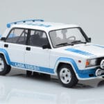 Lada 2105 VFTS Weiss IXO 1:18 - image 4 of 6