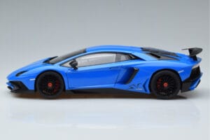 Lamborghini Aventador LP750-4 SV Blau AUTOart 1:18 74559 Komposit – Bild 4 von 8