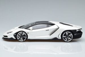 Lamborghini Centenario Perlweiß GT Spirit 1:18 GTS18503W Resin – Bild 3 von 6