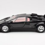 Lamborghini Countach LP 5000 Quattrovalvole Schwarz Kyosho 1:18 - image 4 of 8