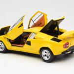 Lamborghini Countach LP 5000 Quattrovalvole Gelb Kyosho 1:18 - image 5 of 8