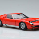 Lamborghini Miura SV Rot AUTOart 1:18 - image 6 of 8