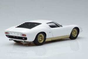Lamborghini Miura SV Weiss AUTOart 1:18 74544 Metall – Bild 3 von 8