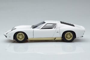 Lamborghini Miura SV Weiss AUTOart 1:18 74544 Metall – Bild 5 von 8