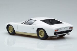 Lamborghini Miura SV Weiss AUTOart 1:18 74544 Metall – Bild 7 von 8