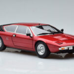 Lamborghini Urraco P250 Rot Kyosho 1:18 - image 6 of 10