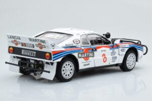 Lancia 037 Martini #8 A. Bettega / M. Perissinot Safari Rally 1985 Kyosho 1:18 08306J Metall – Bild 4 von 8