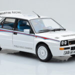Lancia Delta HF Integrale 6 Weiss Kyosho 1:18 - image 6 of 8