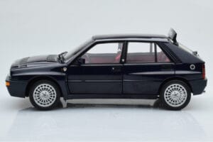 Lancia Delta HF Integrale Club Italia Blau Kyosho 1:18 08343SC Metall – Bild 5 von 8