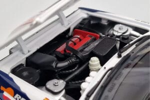 Lancia Delta HF Integrale Evoluzione #2 C. Sainz / L. Moya Tour de Corse 1993 Kyosho 1:18 08348J Metall – Bild 8 von 9