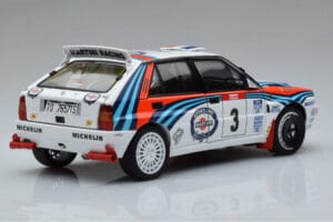 Lancia Delta HF Integrale Evoluzione #3 D. Auriol / B. Occelli Tour de Corse 1992 Kyosho 1:18 08348H Metall – Bild 3 von 9