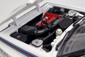 Lancia Delta HF Integrale Evoluzione Test Car Kyosho 1:18 08348G Metall – Bild 8 von 9