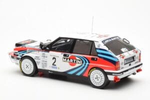 Lancia Delta Integrale 16V #2 M. Biasion / T. Siviero Rally Safari 1990 IXO 1:18 18RMC139A Metall – Bild 5 von 6