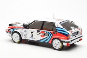 Lancia Delta Integrale 16V #5 J. Kankkunen / J. Piironen Rally Safari 1990 IXO 1:18 18RMC139C Metall – Bild 5 von 6