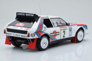 Lancia Delta S4 #2 M. Alen / I. Kivimaki Rally San Remo 1986 IXO 1:18 18RMC130A Metall – Bild 2 von 6