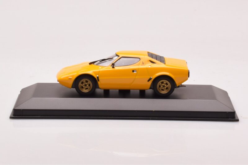 Lancia Stratos Gelb Minichamps 1:43