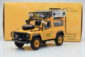 Land Rover Defender 90 Camel Trophy Borneo 1985 Almost Real 1:18 810213 Metall – Bild 8 von 8