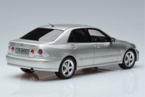 Lexus IS200 XE10 Silber Otto 1:18 OT991 Resin – Bild 2 von 6