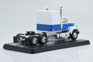 Mack Superliner Magnum Weiss Blau IXO 1:43 TR165 Metall – Bild 2 von 6