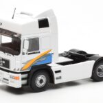 MAN F2000 Weiss IXO 1:43 - image 2 of 4
