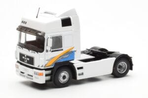 MAN F2000 Weiss IXO 1:43 TR174 Metall – Bild 2 von 4