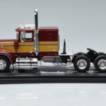 Marmon CHDT Rot-Gold IXO 1:43 - image 3 of 6