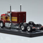 Marmon CHDT Rot-Gold IXO 1:43 - image 5 of 6