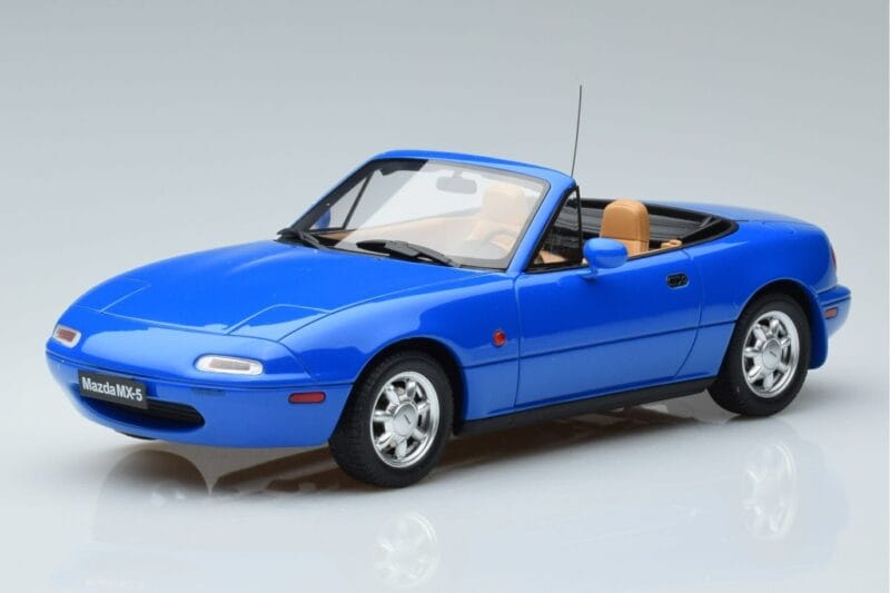 Mazda MX-5 NA Blau Otto 1:18 OT934 Resin