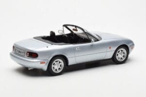 Mazda MX-5 NA Silber Norev 1:18 188023 Metall – Bild 2 von 7