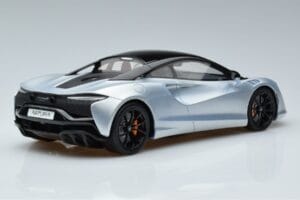McLaren Artura Silber GT Spirit 1:18 GT873 Resin – Bild 2 von 6