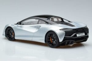 McLaren Artura Silber GT Spirit 1:18 GT873 Resin – Bild 5 von 6
