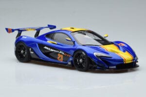McLaren P1 GTR Blau Mit Gelben Streifen AUTOart 1:18 81542 Komposit – Bild 5 von 7
