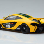 McLaren P1 GTR Gelb Mit Grünen Streifen AUTOart 1:18 - image 6 of 7