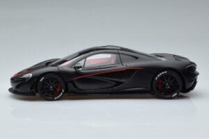 McLaren P1 Matt Schwarz AUTOart 1:18 76027 Metall – Bild 4 von 9
