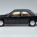 Mercedes 190 E W201 Limitierte Auflage Norev 1:18 183823 Metall - image 5 of 10