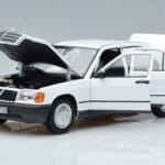 Mercedes 190 E W201 Weiss Norev 1:18 183820 Metall - image 2 of 7