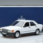 Mercedes 190 E W201 Weiss Norev 1:18 183820 Metall - image 7 of 7