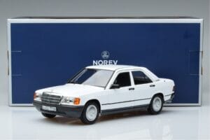 Mercedes 190 E W201 Weiss Norev 1:18 183820 Metall – Bild 7 von 7