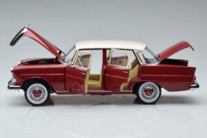 Mercedes 200 W110 Rot Norev 1:18 183706 Metall – Bild 4 von 7