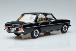 Mercedes 200 W115 Limitierte Auflage Norev 1:18 183775 Metall – Bild 3 von 8