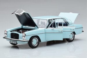 Mercedes 200 W115 Norev 1:18 183777 Metall – Bild 2 von 7
