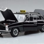 Mercedes 200 W115 Taxi Norev 1:18 183776 Metall - image 2 of 7