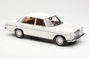 Mercedes 200 W115 Weiss Norev 1:18 183770 Metall – Bild 6 von 8
