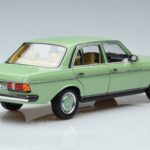 Mercedes 200 W123 Grün Norev 1:18 183796 Metall - image 3 of 7
