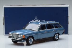 Mercedes 200T S123 Blau Norev 1:18 183737 Metall – Bild 7 von 7