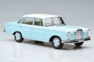 Mercedes 220 S W111 Blau Norev 1:18 183920 Metall – Bild 5 von 7