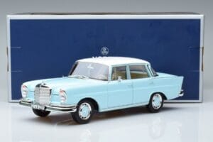 Mercedes 220 S W111 Blau Norev 1:18 183920 Metall – Bild 7 von 7