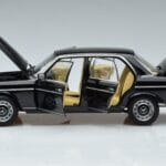 Mercedes 230E W123 Limitierte Auflage Norev 1:18 183711 Metall - image 4 of 8